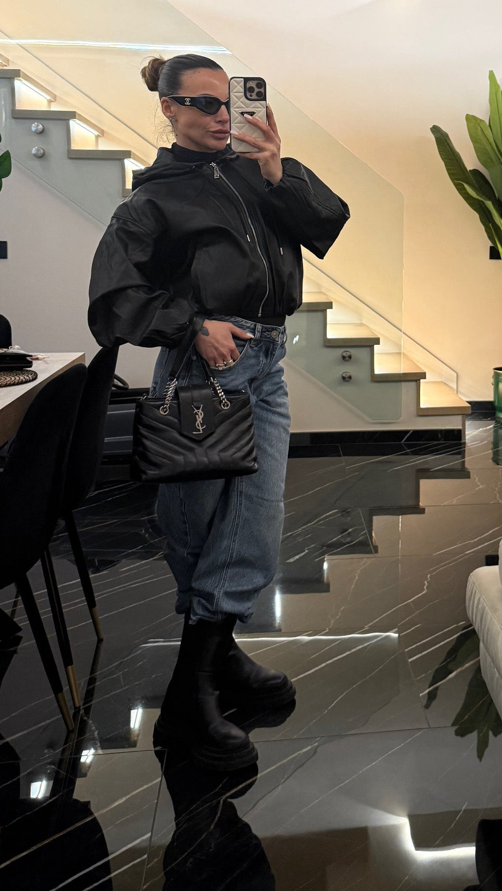 Bomber pelle con cappuccio